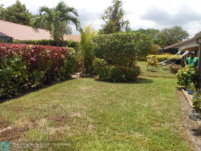 8706 NW 83rd St, Tamarac, FL 33321 Photo