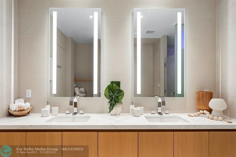 2321 SE 17th, Unit 401, Fort Lauderdale, FL 33316 Photo