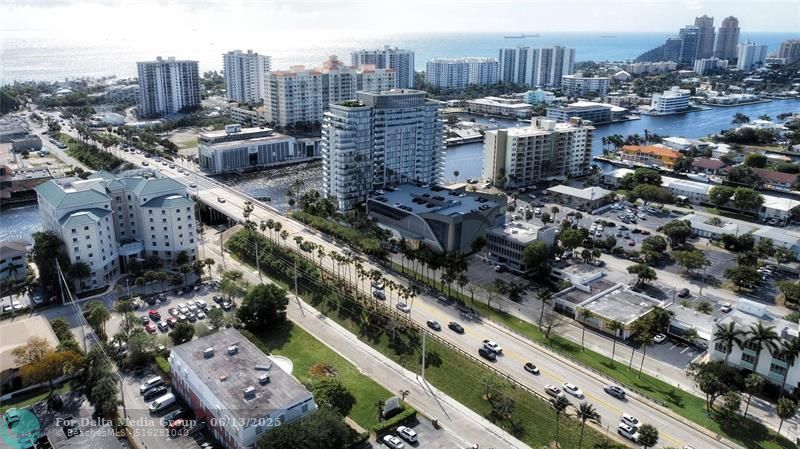 3000 E Oakland Park Boulevard, Unit 203, Fort Lauderdale, FL 33306 Photo