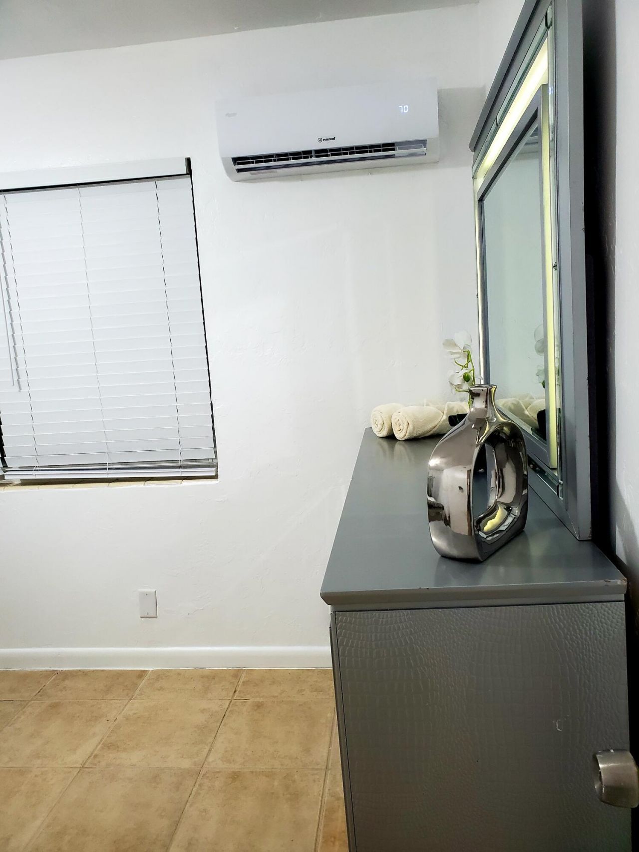 101 Tacoma Lane, Palm Beach Shores, FL 33404 Photo