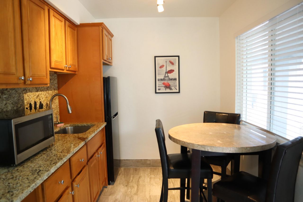 101 Tacoma Lane, Palm Beach Shores, FL 33404 Photo