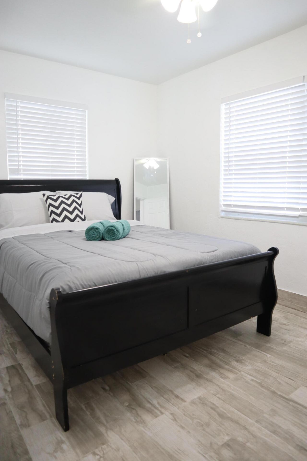 101 Tacoma Lane, Palm Beach Shores, FL 33404 Photo