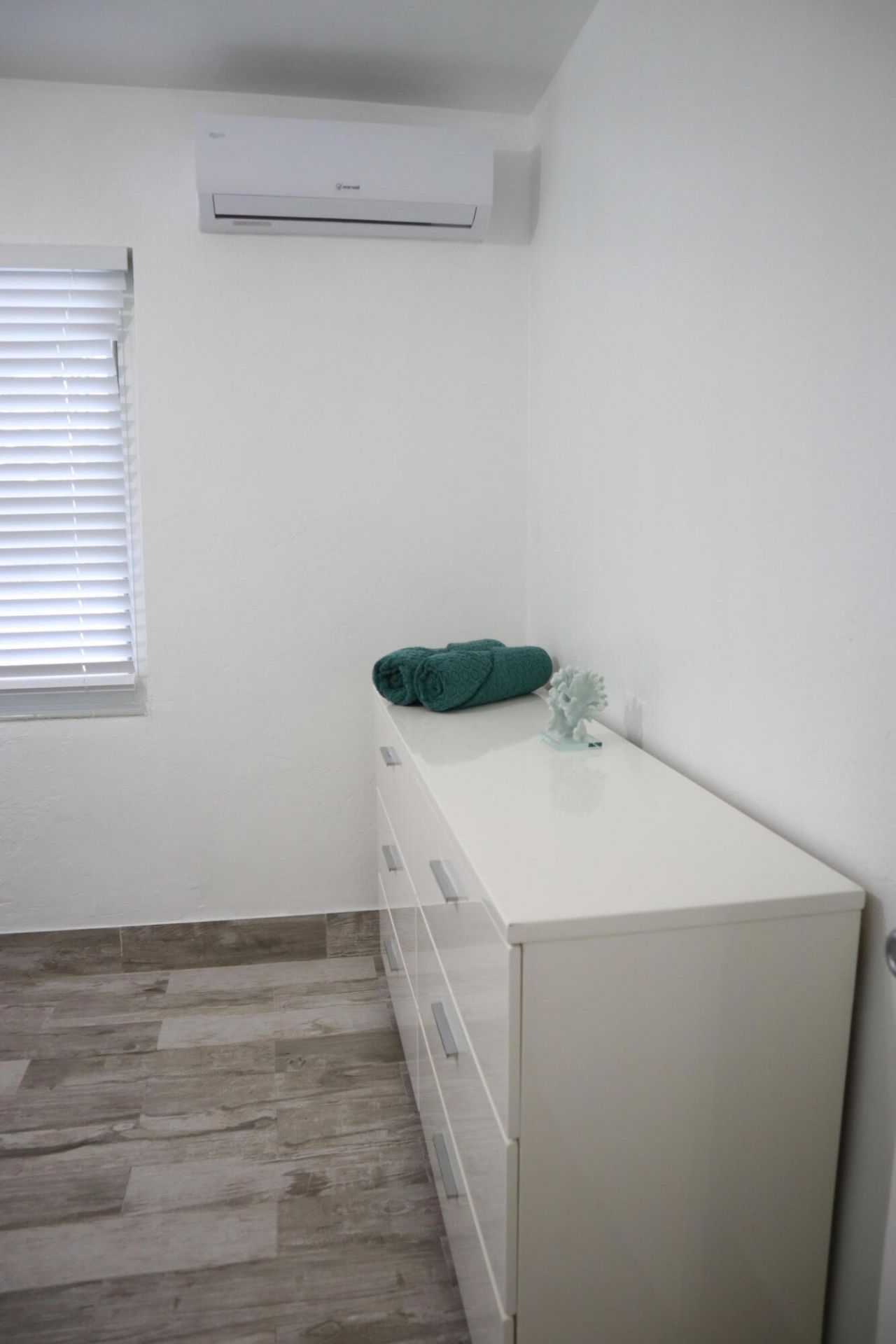 101 Tacoma Lane, Palm Beach Shores, FL 33404 Photo