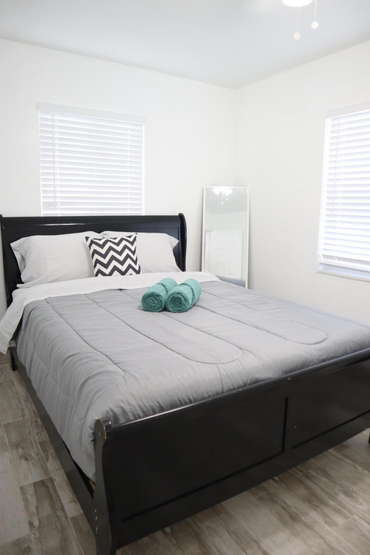 101 Tacoma Lane, Palm Beach Shores, FL 33404 Photo