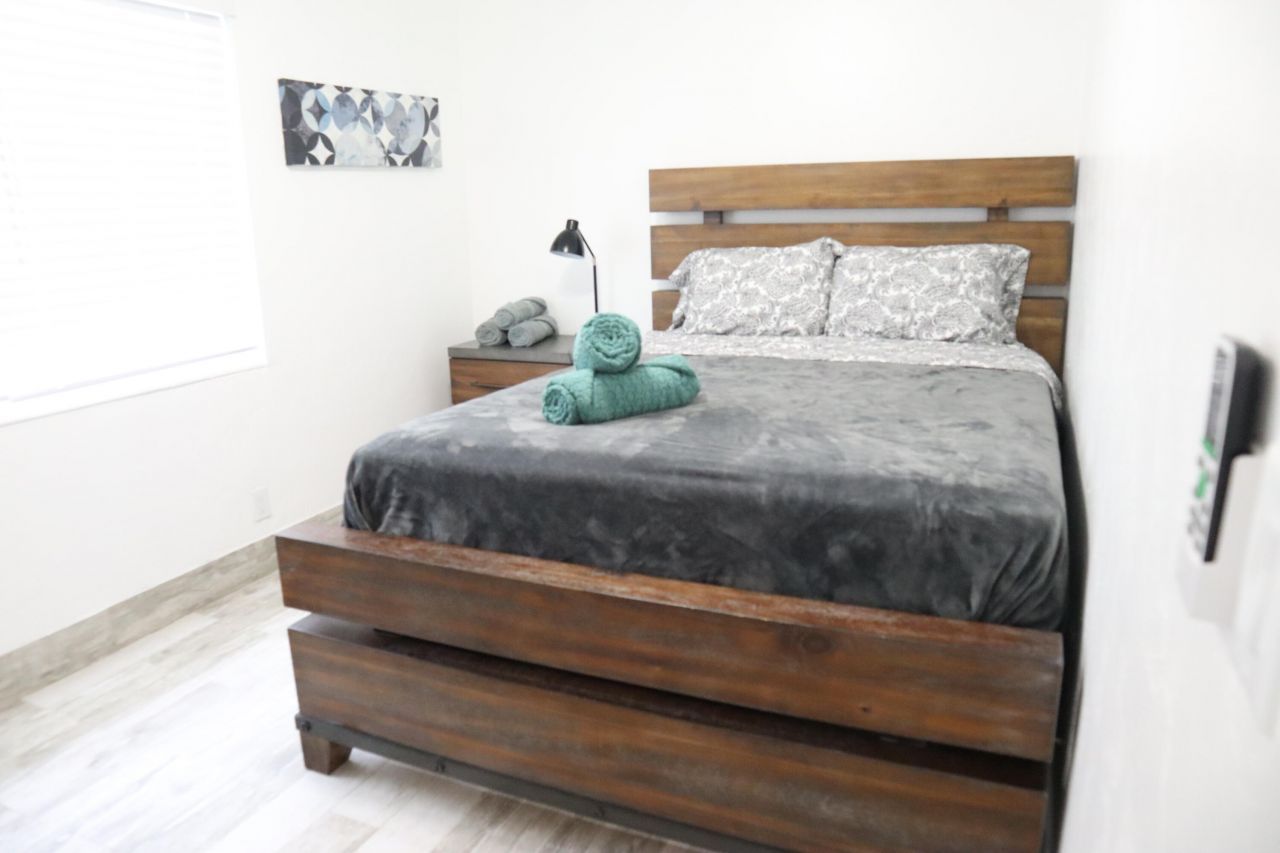 101 Tacoma Lane, Palm Beach Shores, FL 33404 Photo