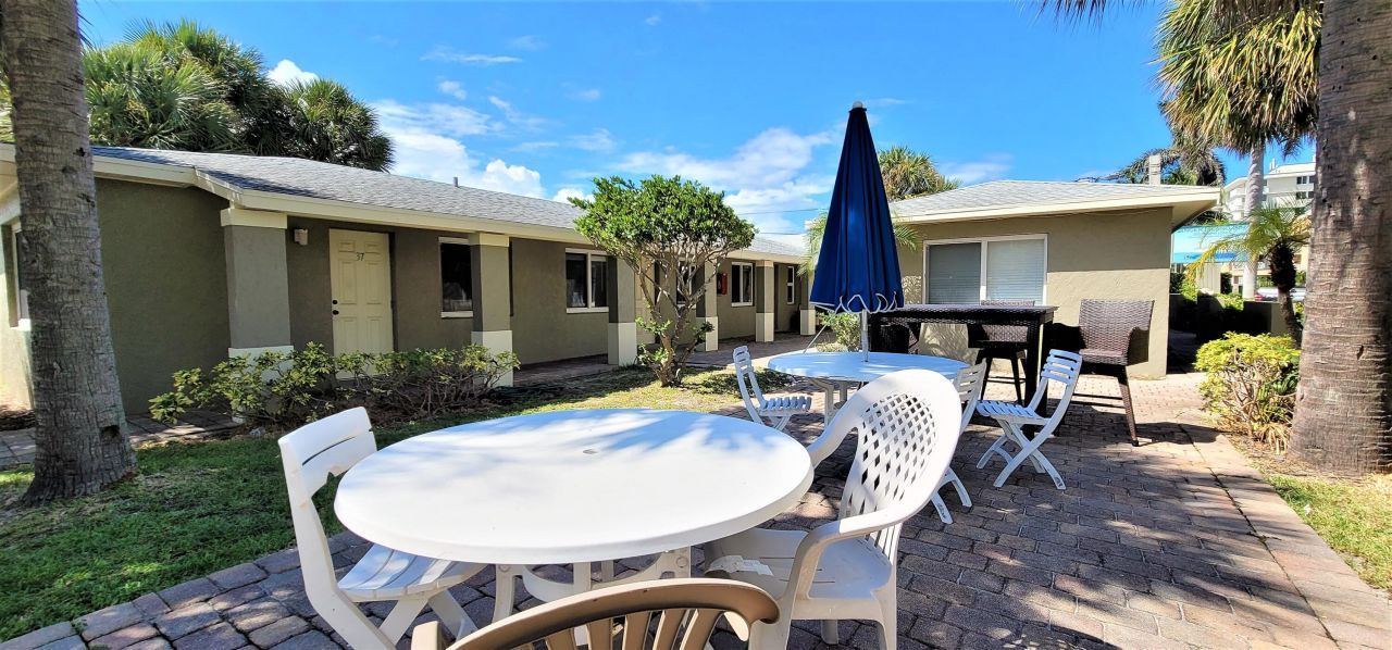 101 Tacoma Lane, Palm Beach Shores, FL 33404 Photo