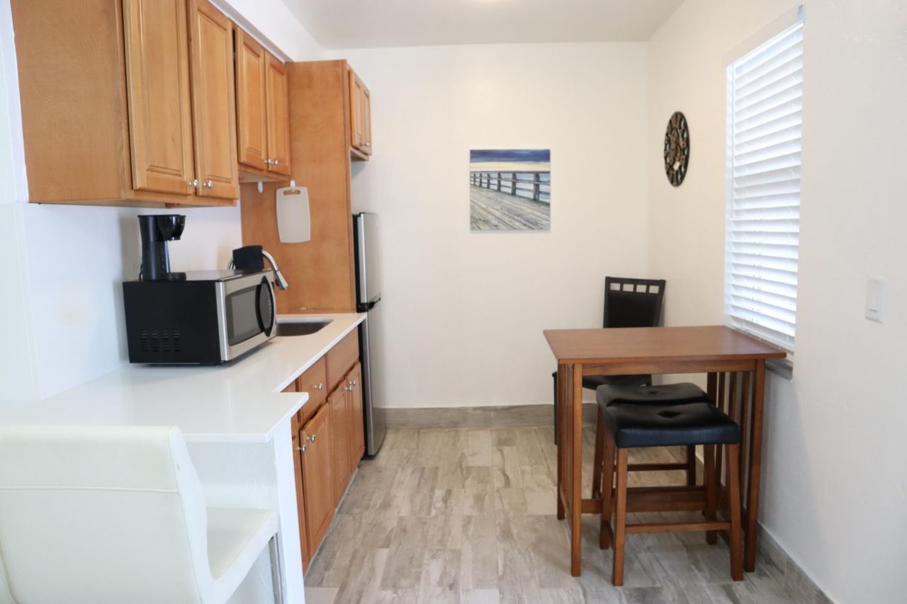 101 Tacoma Lane, Palm Beach Shores, FL 33404 Photo