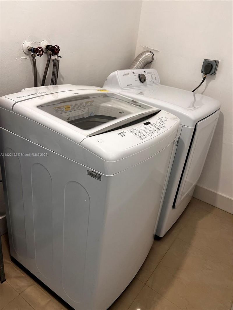 7151 Pershing St, Hollywood, FL 33024 Photo