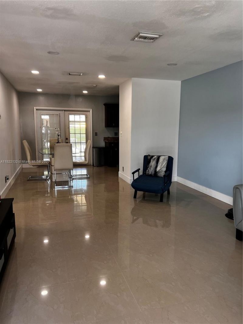 7151 Pershing St, Hollywood, FL 33024 Photo