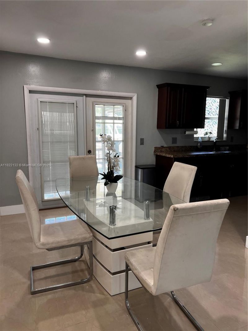 7151 Pershing St, Hollywood, FL 33024 Photo