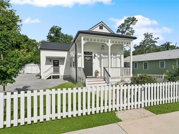 702 PINE Street, Madisonville, LA 70447