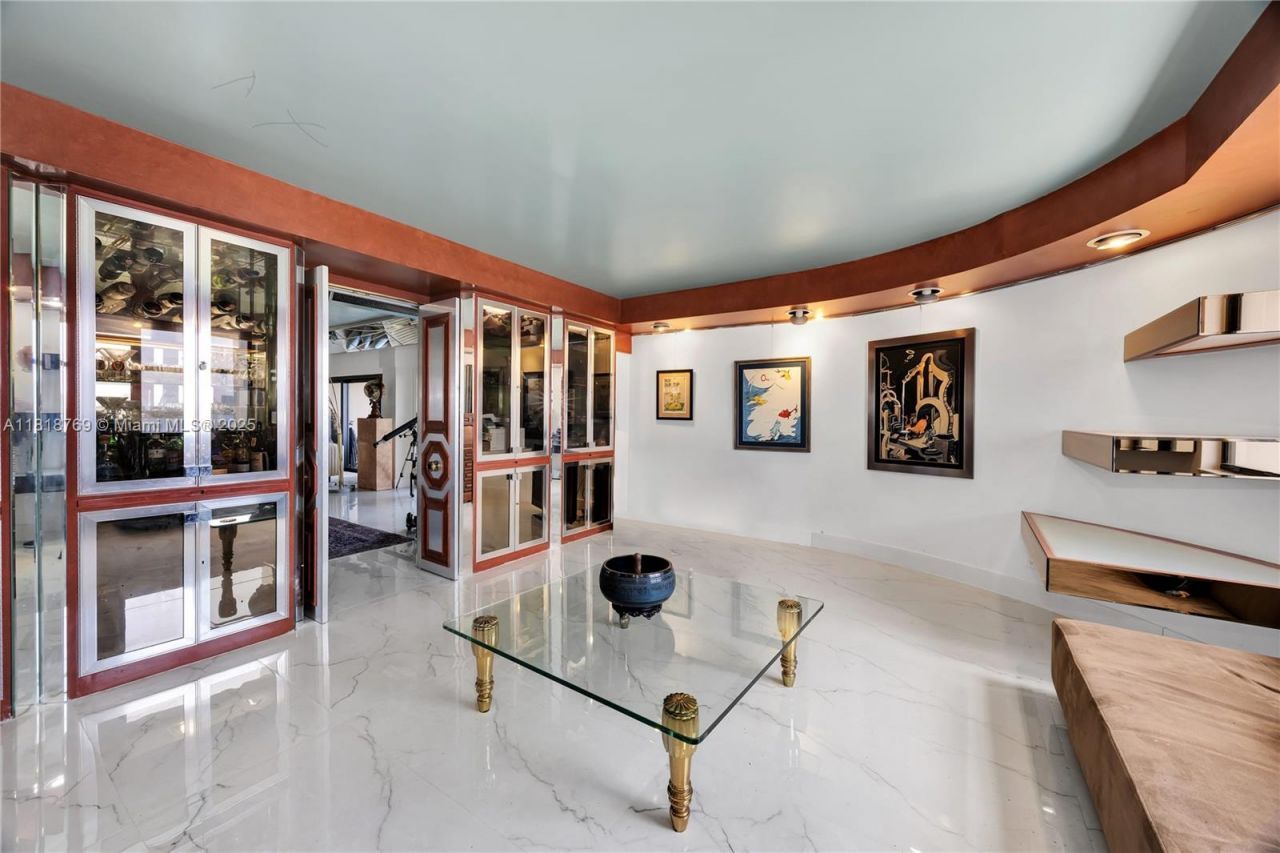 1800 NE 114th St, Unit 1103, Miami, FL 33181 Photo