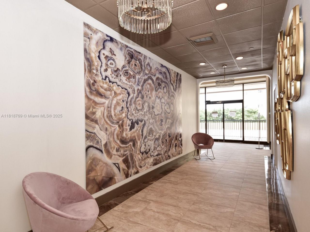 1800 NE 114th St, Unit 1103, Miami, FL 33181 Photo