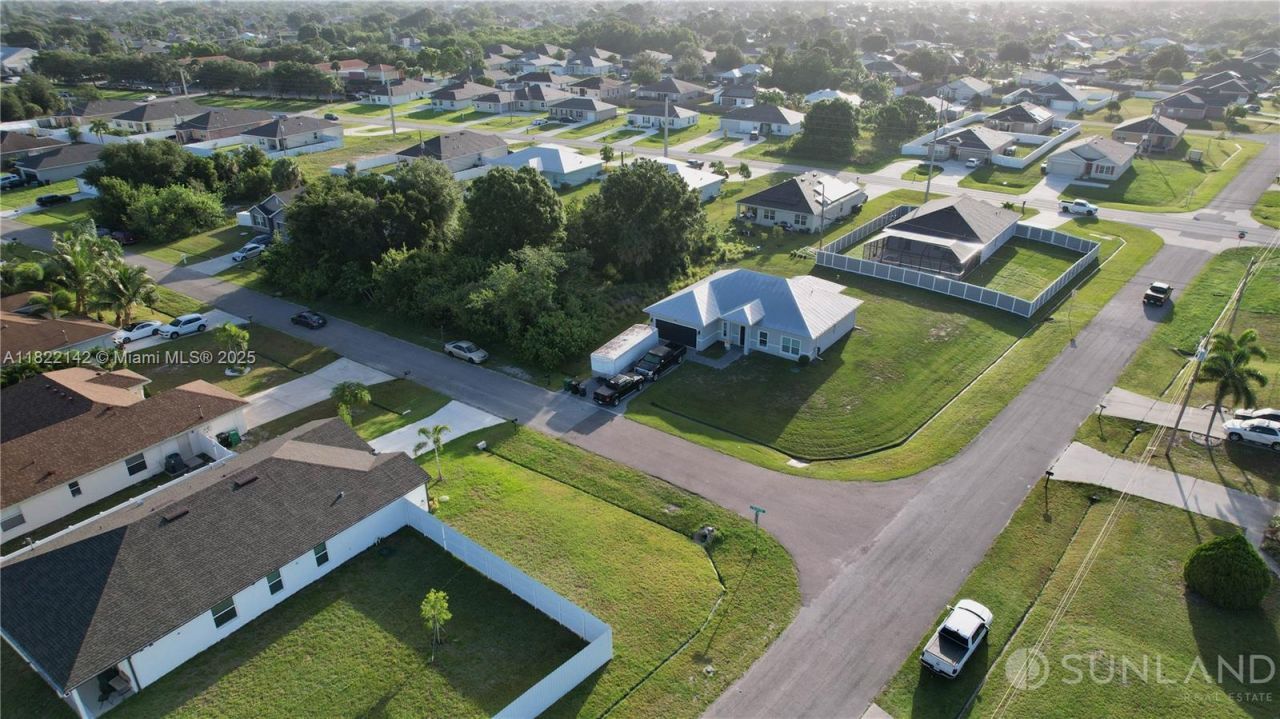 4089 SW Mcintyre St, Port Saint Lucie, FL 34953 Photo