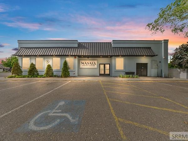 352 S 2nd W, REXBURG, ID 83440