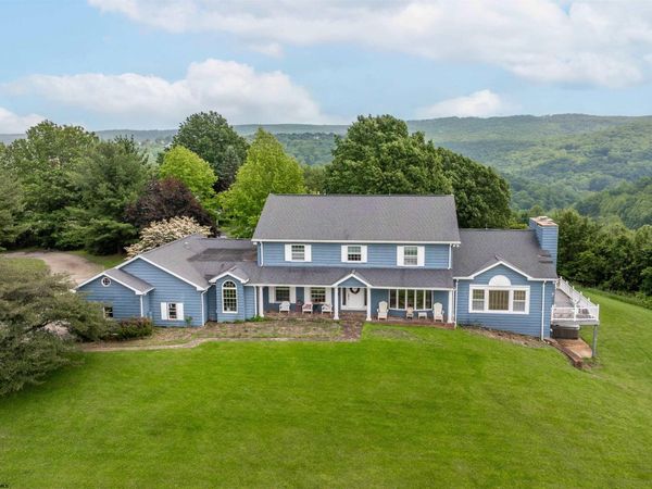 142 Vecchio Lane, Morgantown, WV 26508