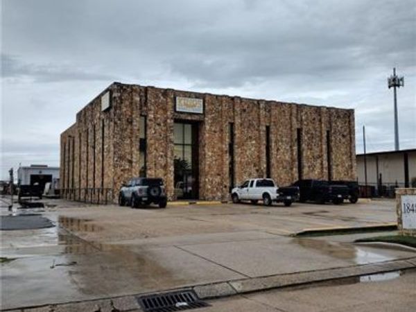 1864 INDUSTRIAL Boulevard, Harvey, LA 70058