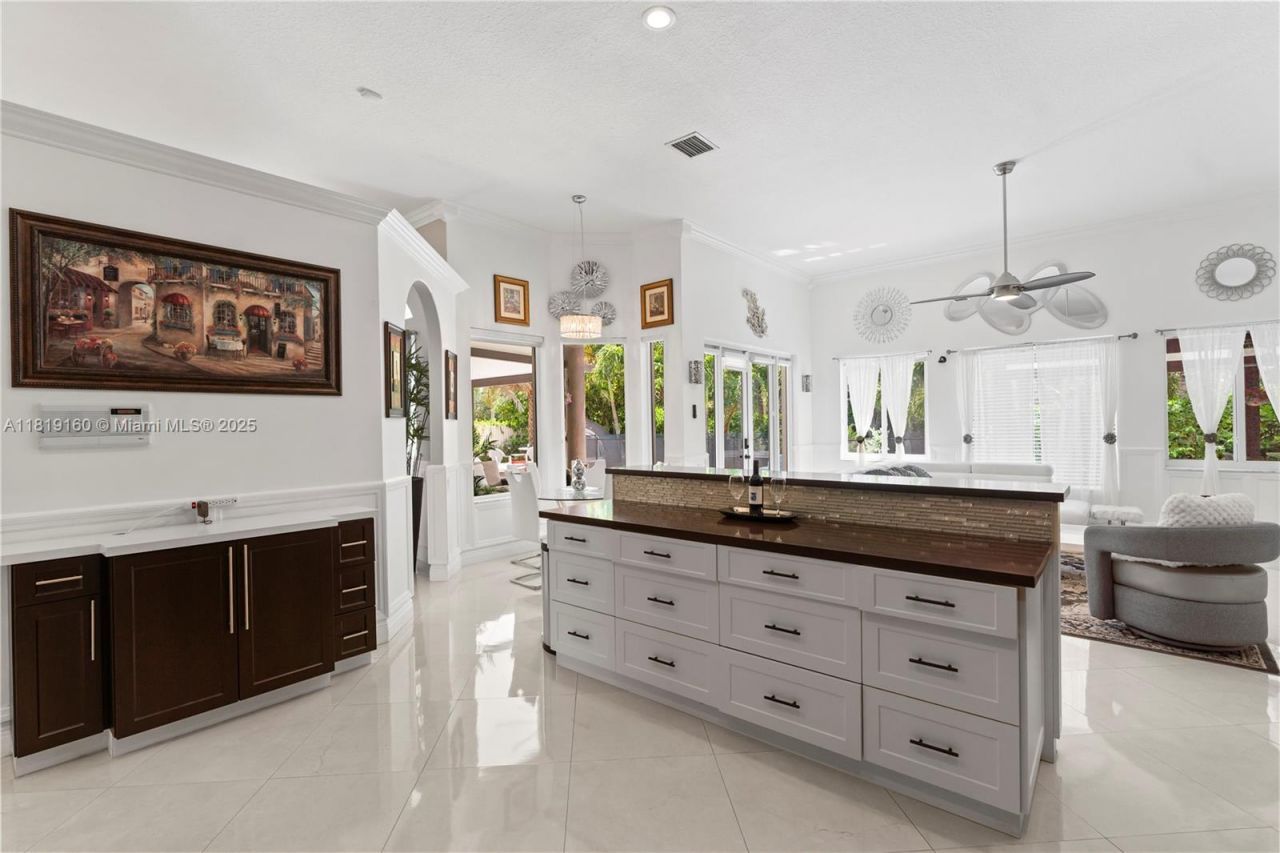 16601 SW 87th Ct, Palmetto Bay, FL 33157 Photo