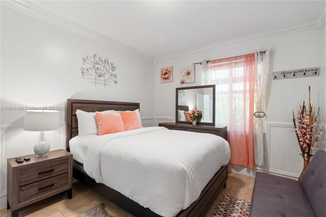 16601 SW 87th Ct, Palmetto Bay, FL 33157 Photo