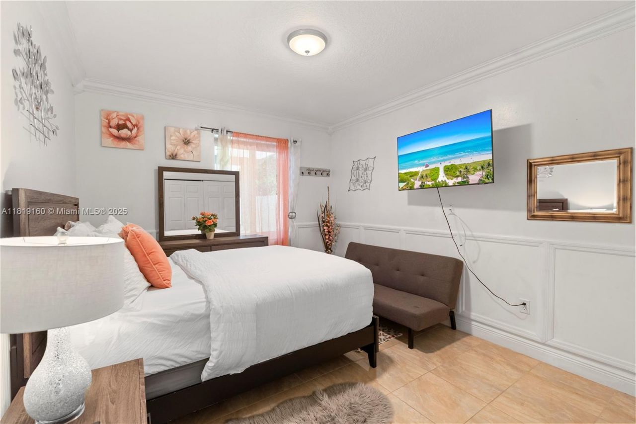 16601 SW 87th Ct, Palmetto Bay, FL 33157 Photo