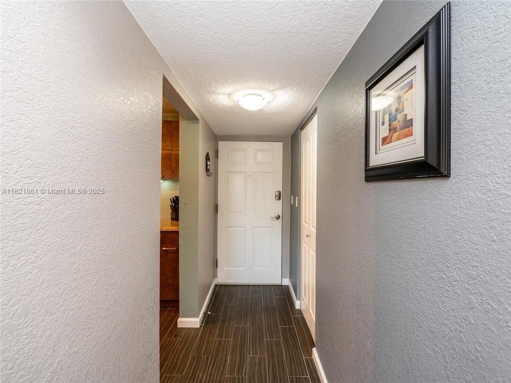 2860 Somerset Dr, Unit 210K, Lauderdale Lakes, FL 33311 Photo