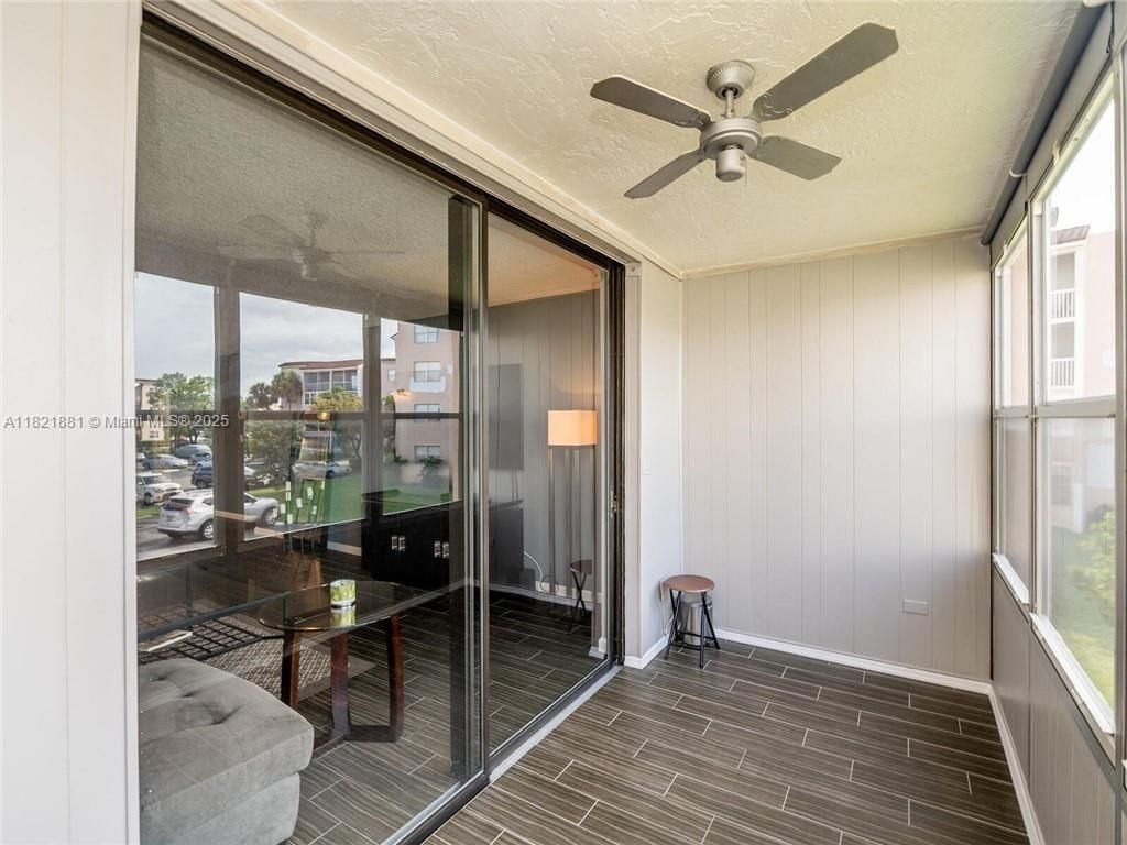 2860 Somerset Dr, Unit 210K, Lauderdale Lakes, FL 33311 Photo
