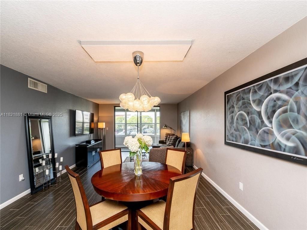 2860 Somerset Dr, Unit 210K, Lauderdale Lakes, FL 33311 Photo