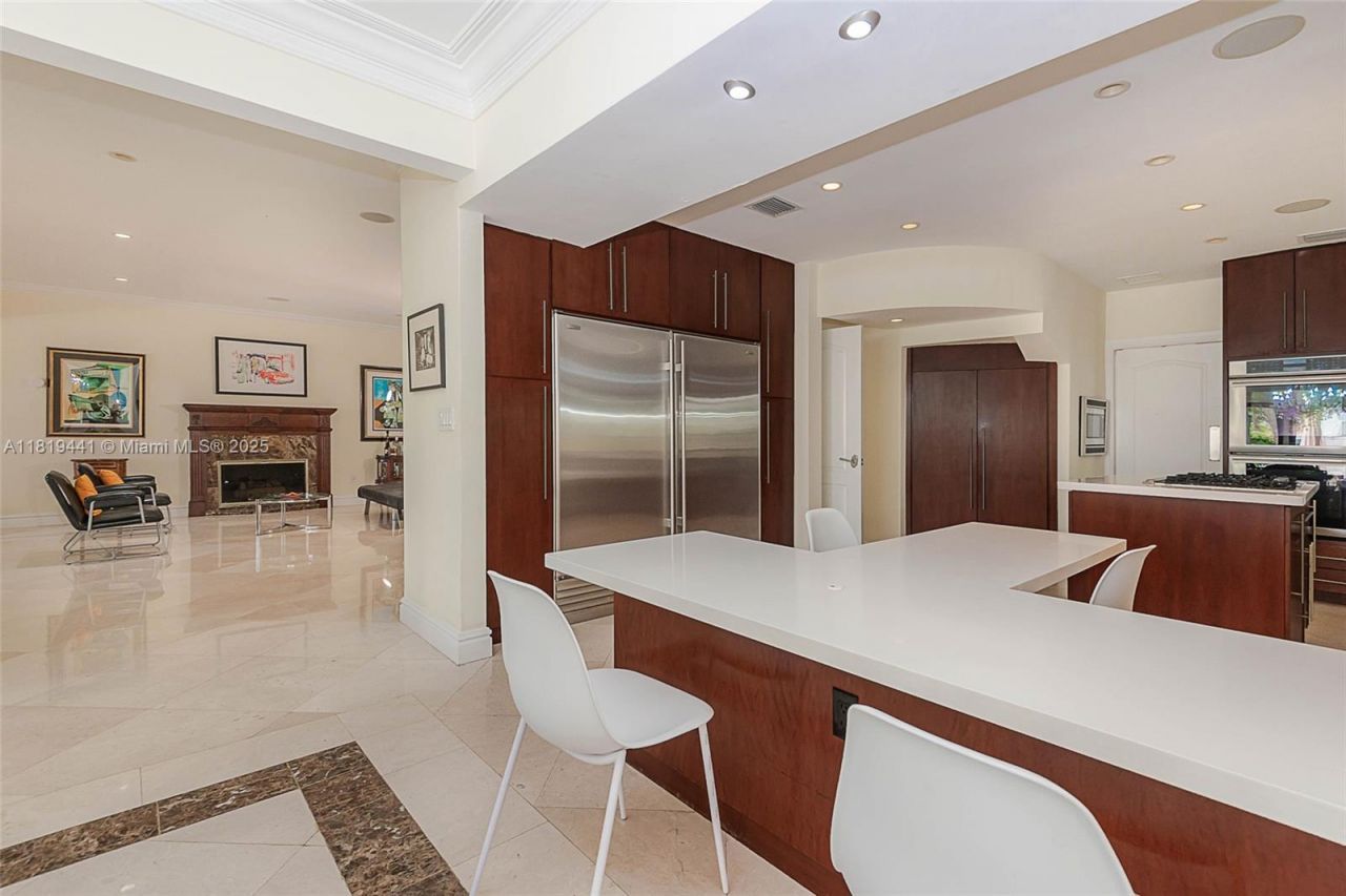 6535 Allison Rd, Miami Beach, FL 33141 Photo