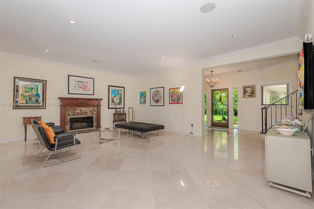 6535 Allison Rd, Miami Beach, FL 33141 Photo