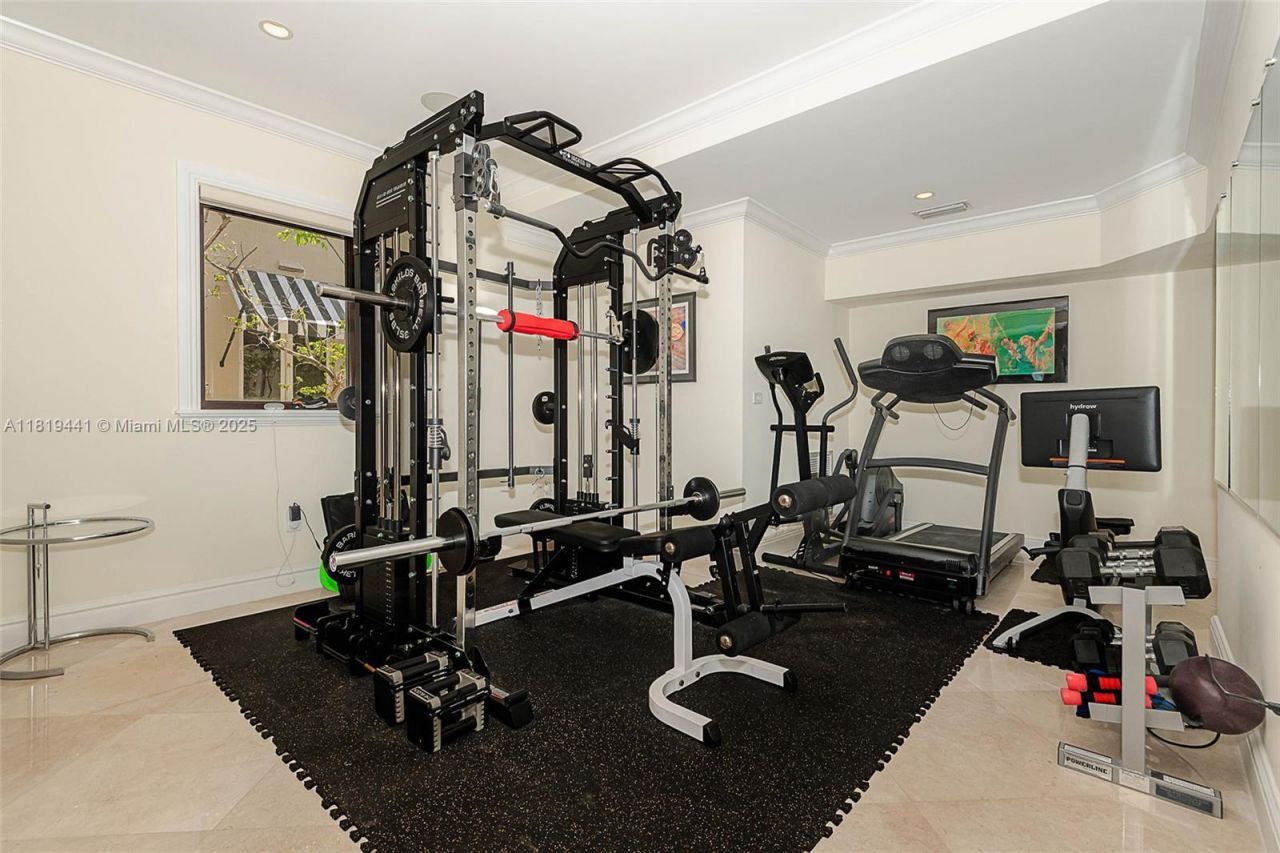 6535 Allison Rd, Miami Beach, FL 33141 Photo