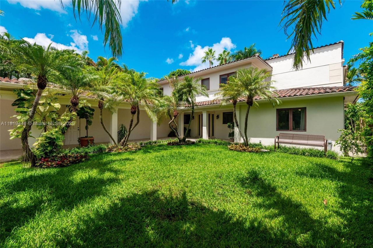 6535 Allison Rd, Miami Beach, FL 33141 Photo