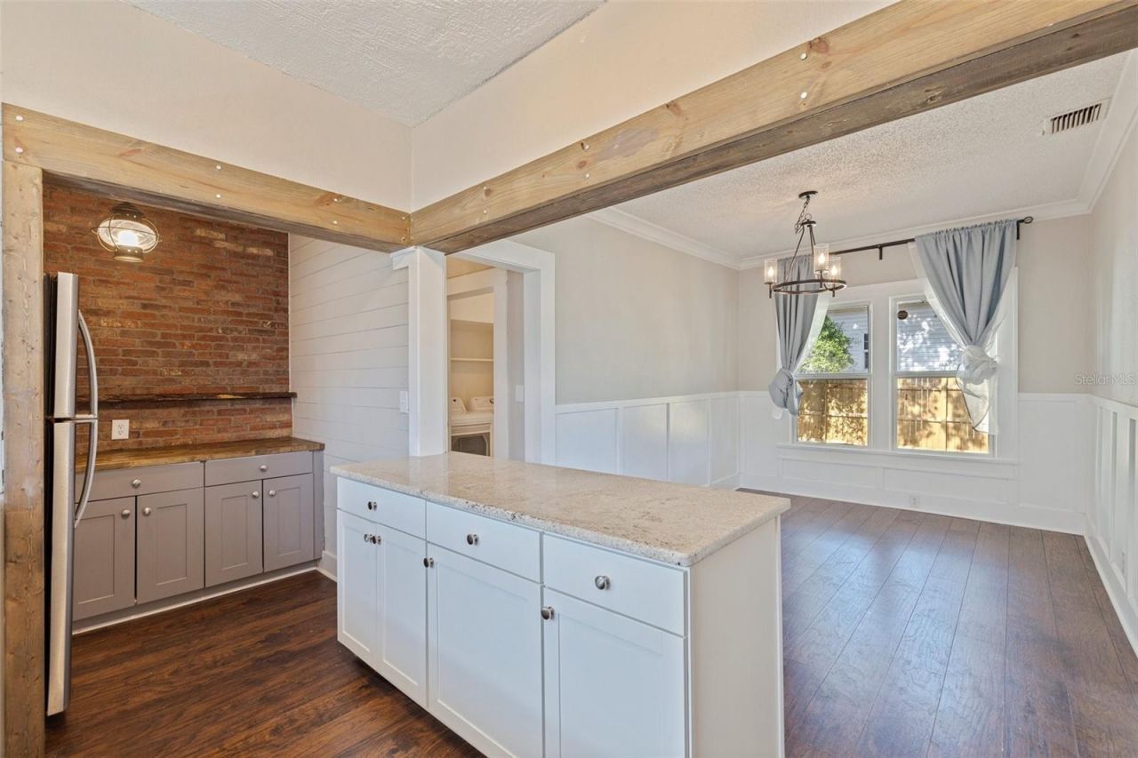 1225 22nd Avenue S, Saint Petersburg, FL 33705 Photo