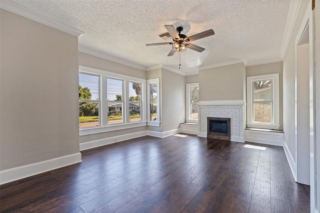 1225 22nd Avenue S, Saint Petersburg, FL 33705 Photo