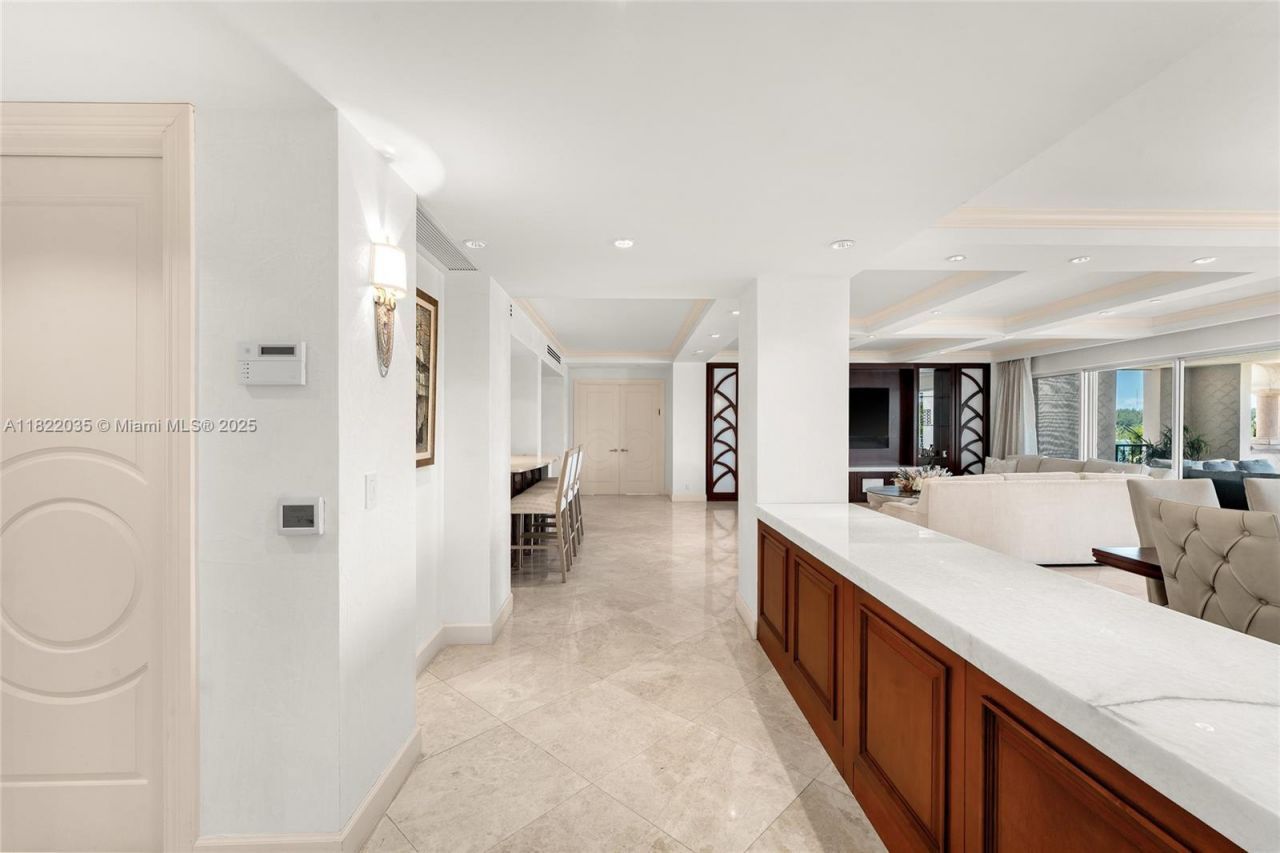 5233 Fisher Island Dr, Unit 5233, Miami Beach, FL 33109 Photo
