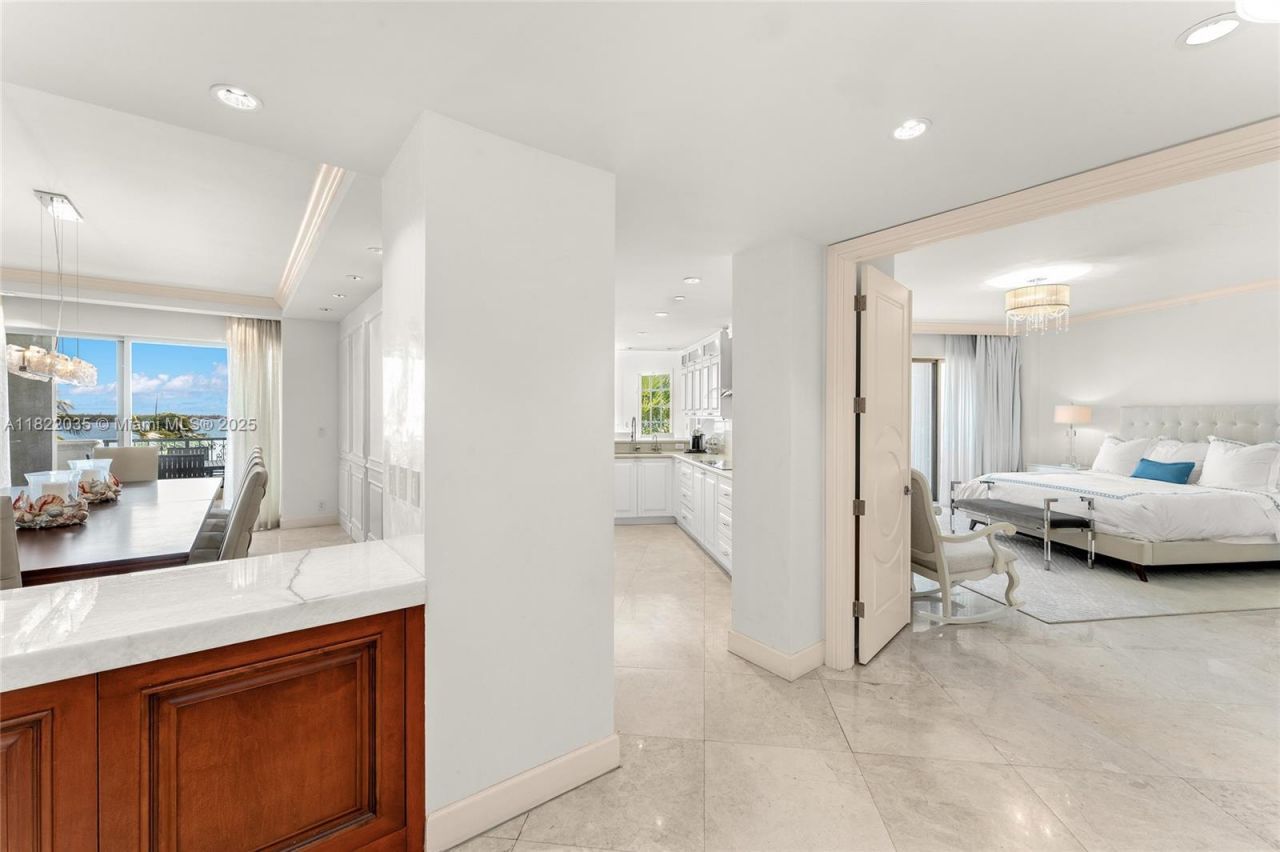 5233 Fisher Island Dr, Unit 5233, Miami Beach, FL 33109 Photo