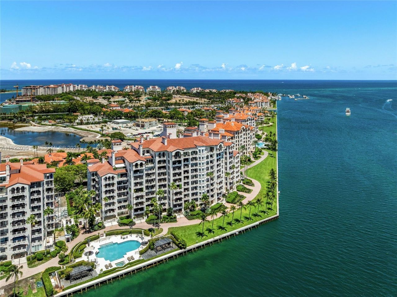 5233 Fisher Island Dr, Unit 5233, Miami Beach, FL 33109 Photo