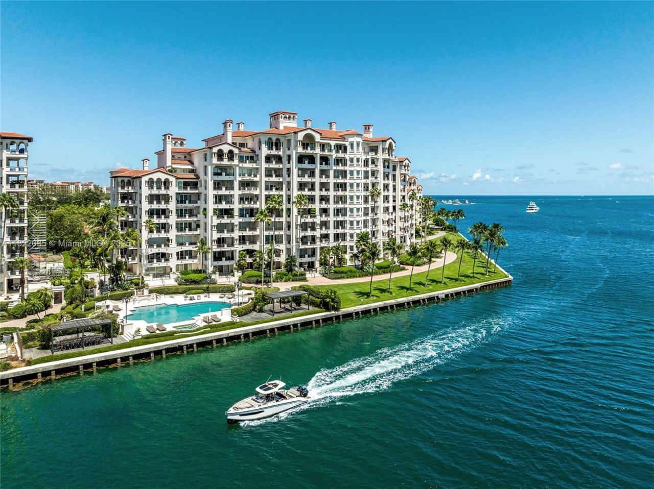 5233 Fisher Island Dr, Unit 5233, Miami Beach, FL 33109 Photo