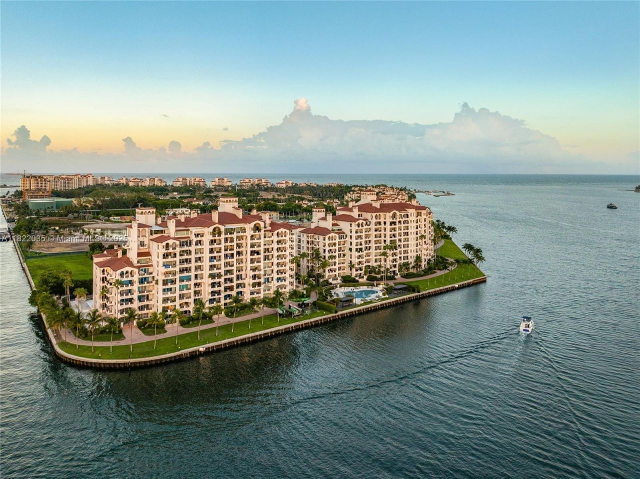 5233 Fisher Island Dr, Unit 5233, Miami Beach, FL 33109 Photo