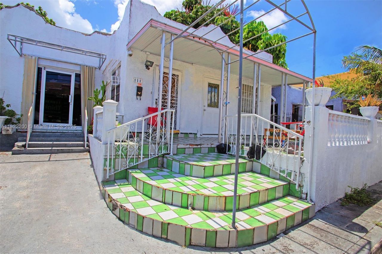 111 SW 19th Ave, Miami, FL 33135 Photo