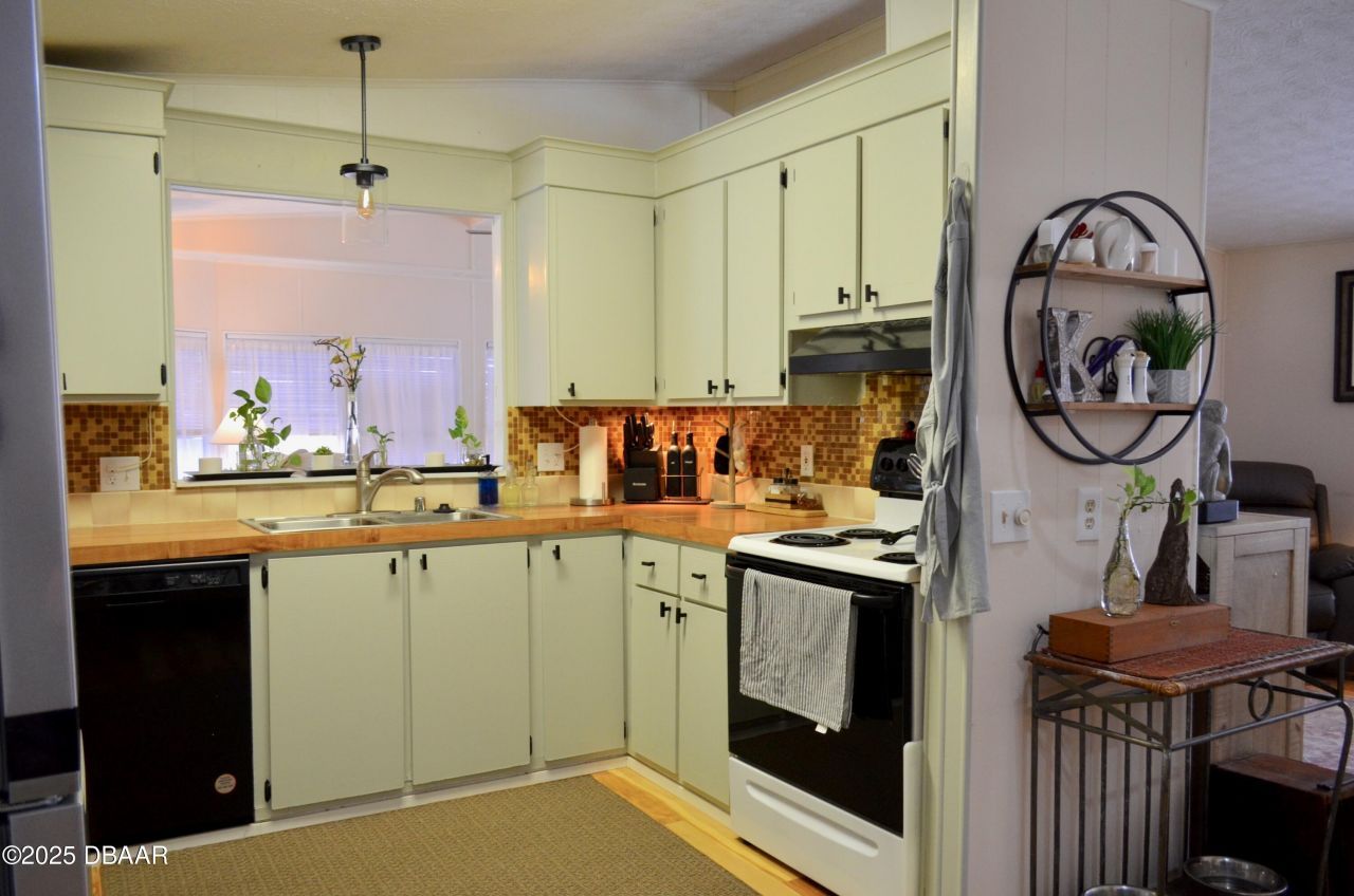 8031 SE Homestead Avenue, Jupiter Island, FL 33455 Photo