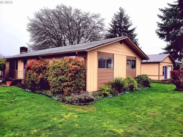300 MAPLE ST, Toledo, WA 98591