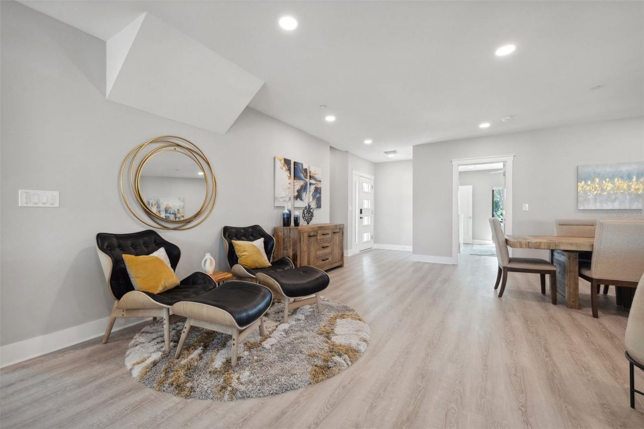 12400 Capri Circle N, Treasure Island, FL 33706 Photo