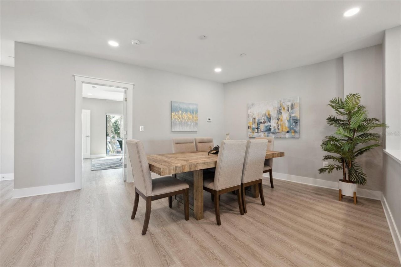 12400 Capri Circle N, Treasure Island, FL 33706 Photo