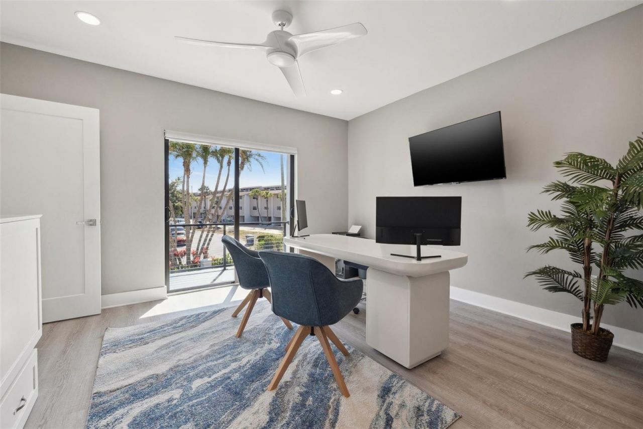 12400 Capri Circle N, Treasure Island, FL 33706 Photo