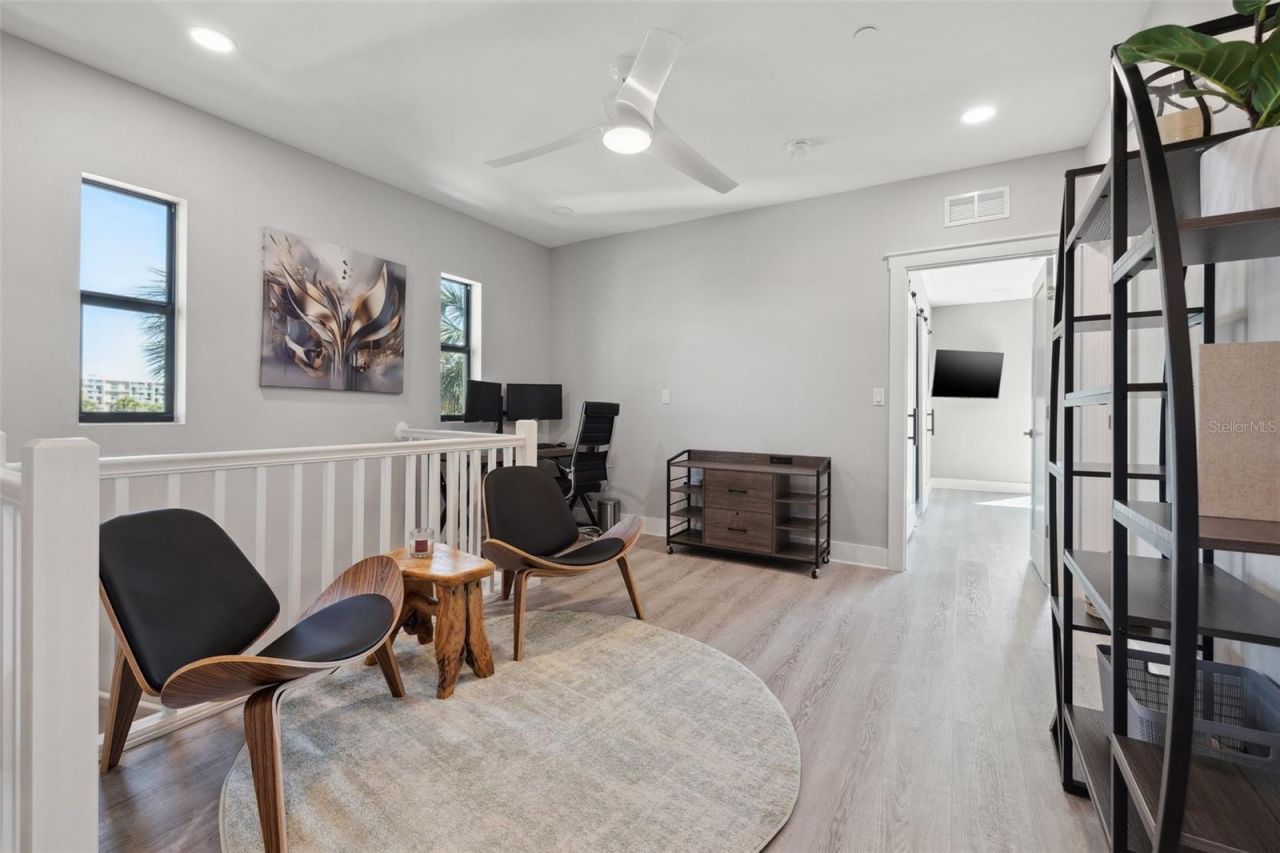 12400 Capri Circle N, Treasure Island, FL 33706 Photo