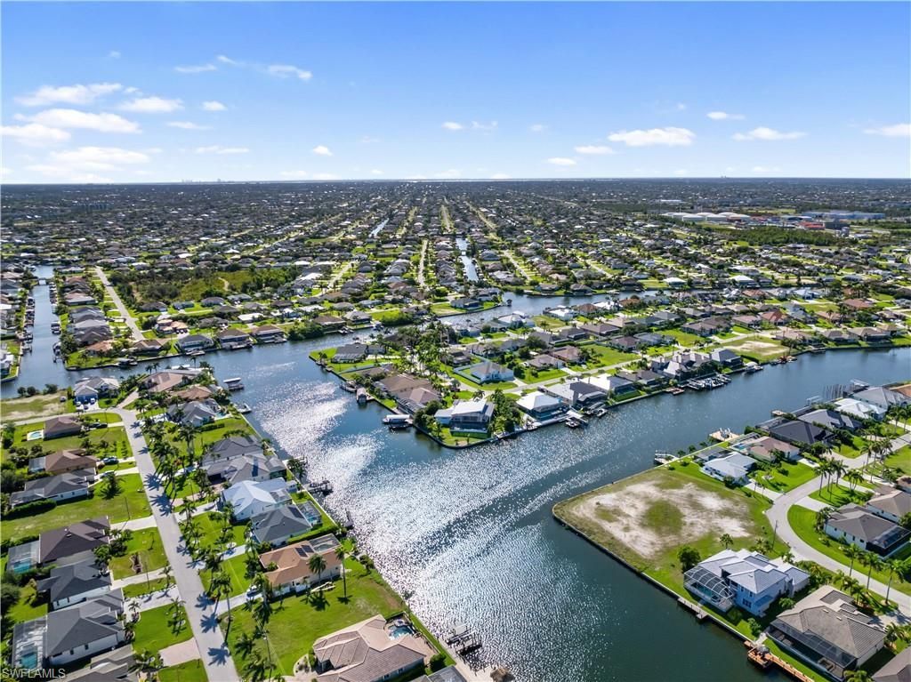 2705 SW 30th Ter, Cape Coral, FL 33914 Photo