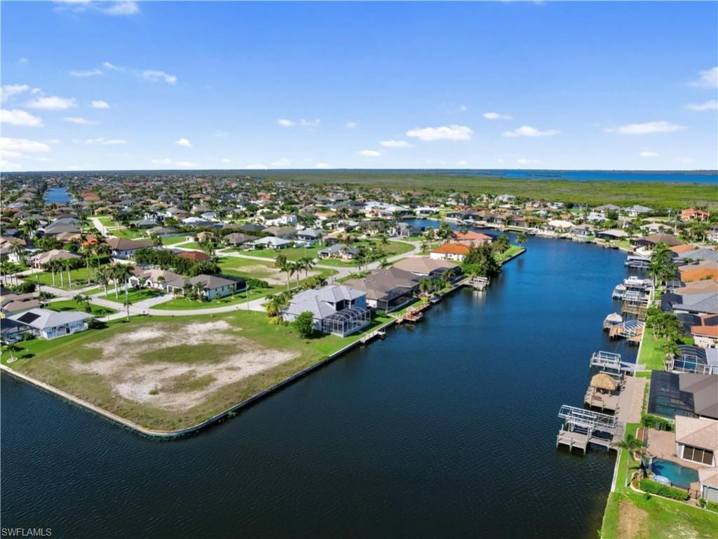 2705 SW 30th Ter, Cape Coral, FL 33914 Photo