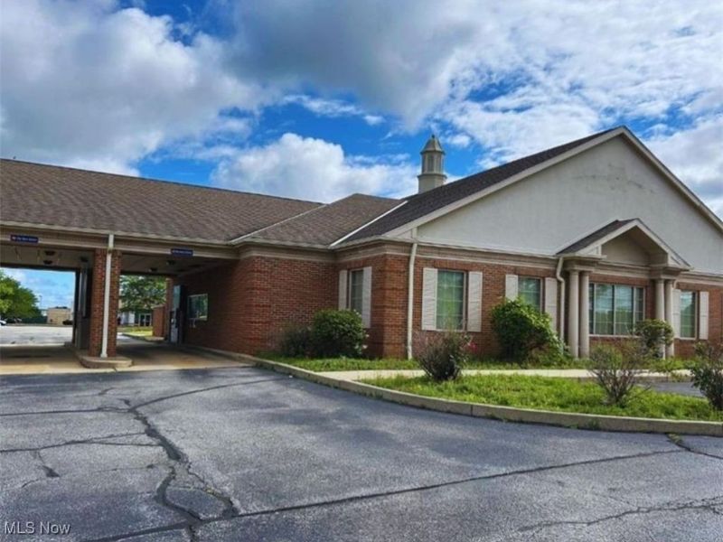 5380 N Abbe Road, Elyria, OH 44035 Photo 3
