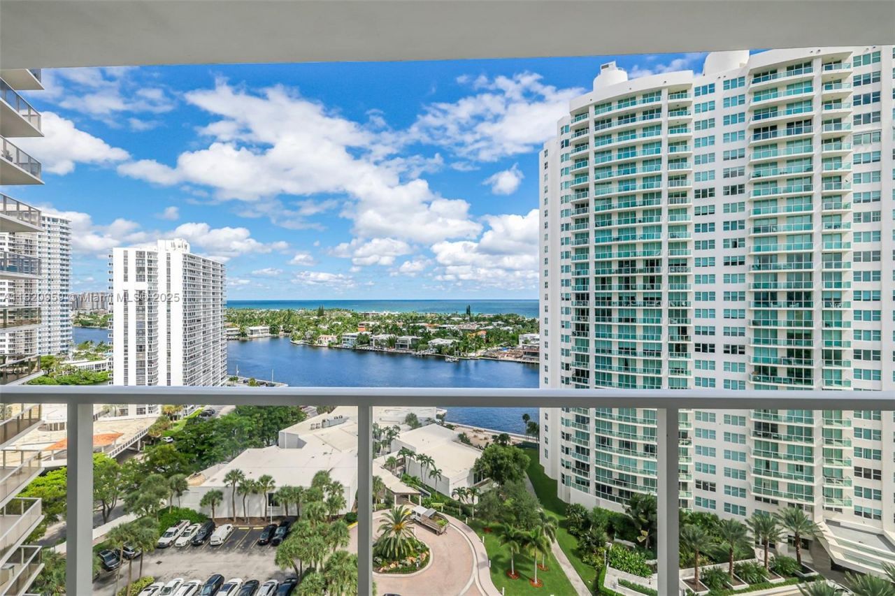 20281 E Country Club Dr, Unit 1412, Aventura, FL 33180 Photo