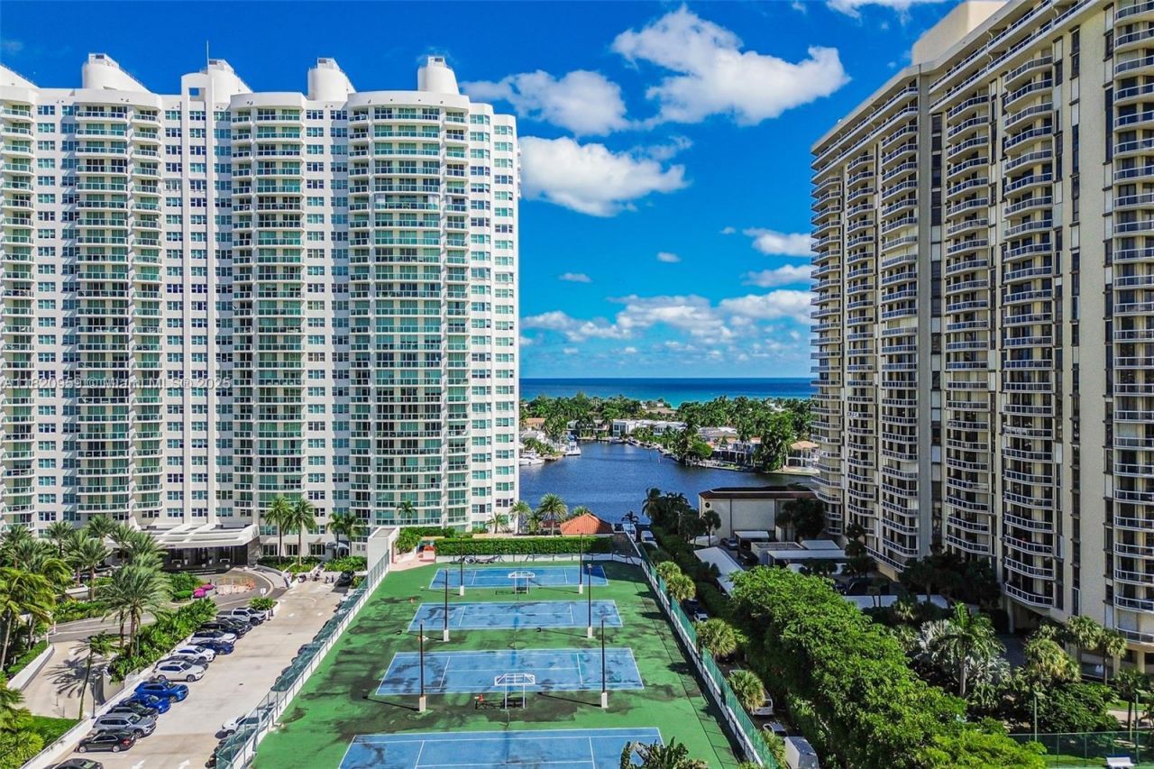 20281 E Country Club Dr, Unit 1412, Aventura, FL 33180 Photo